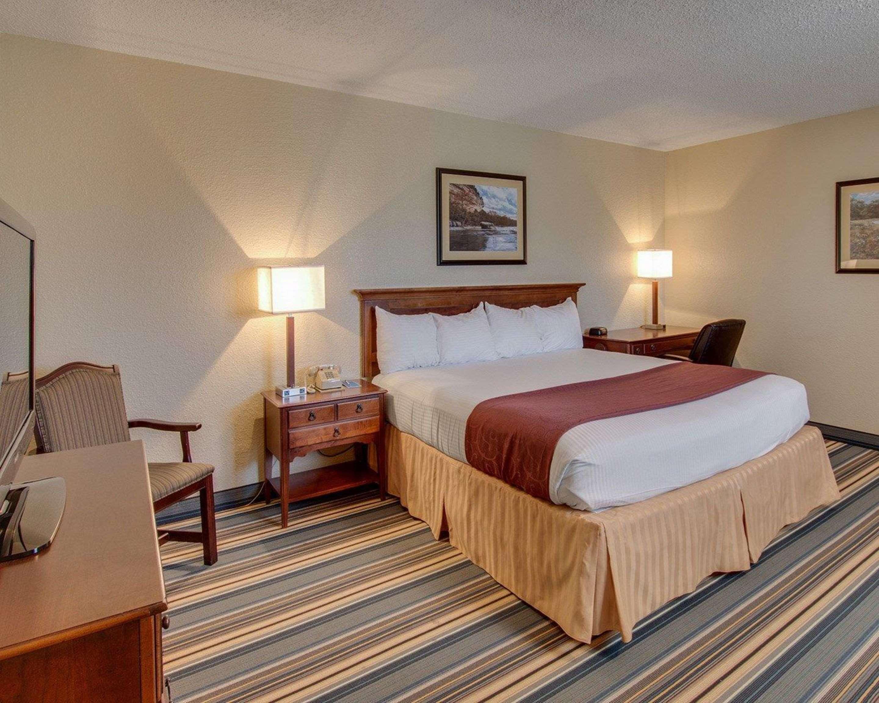 Days Inn By Wyndham Gatesville Ngoại thất bức ảnh