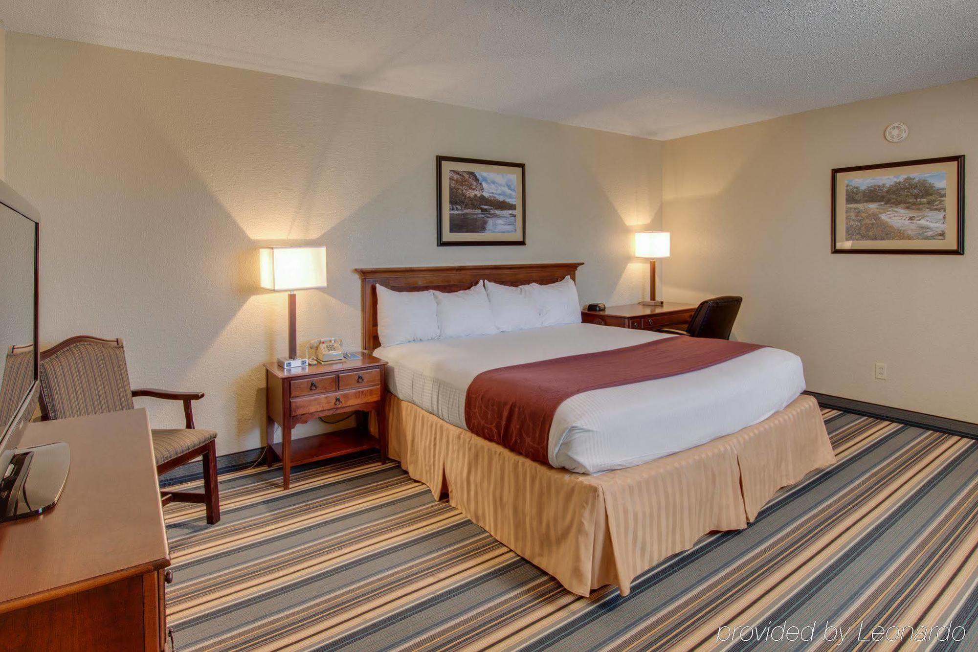 Days Inn By Wyndham Gatesville Ngoại thất bức ảnh