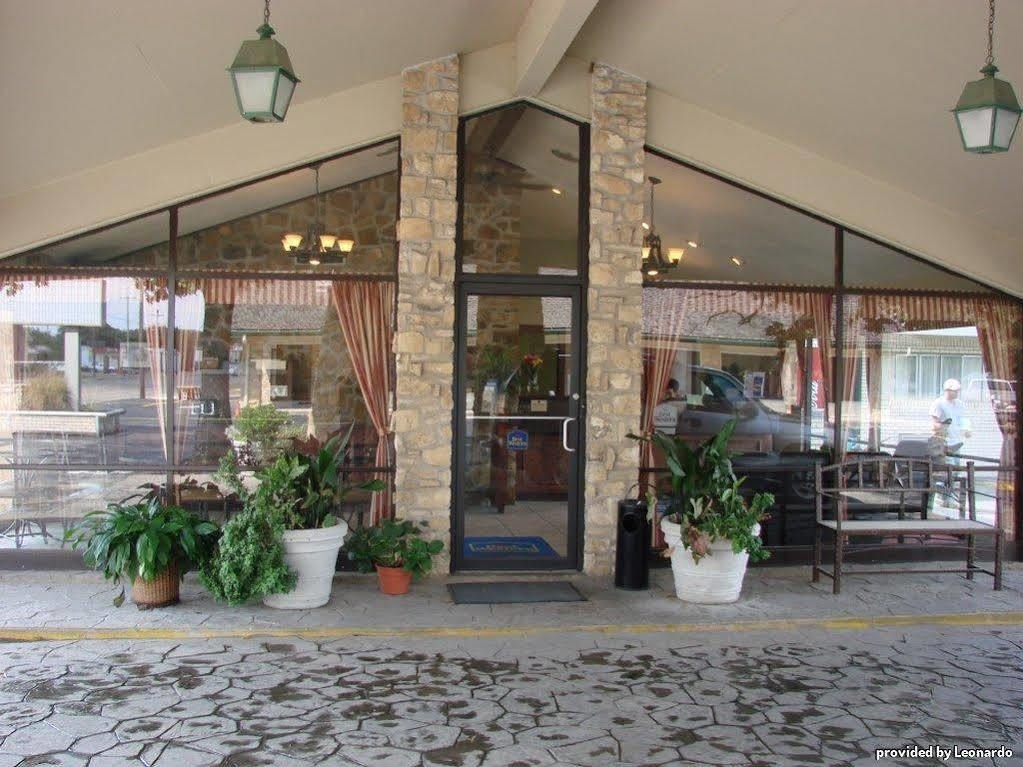 Days Inn By Wyndham Gatesville Ngoại thất bức ảnh